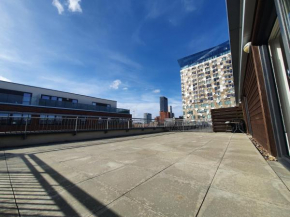 The Postbox Modern Spacious Penthouse Apartment - Heart of Birmingham City Centre